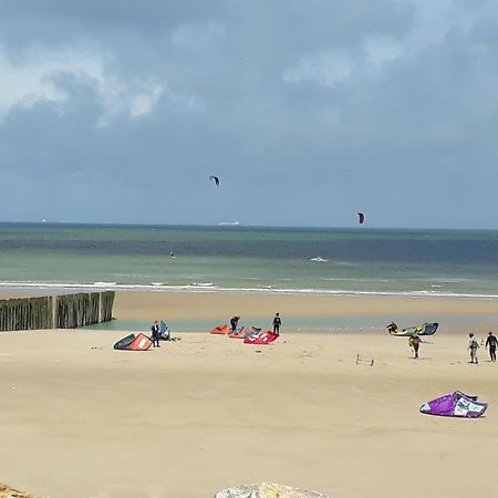 Sangatte " Les Terrasses" Maison Front De Mer Les Pieds Dans L'Eau Pleine De Charme Cap Blanc Nez Cote D'Opale Zimmer foto