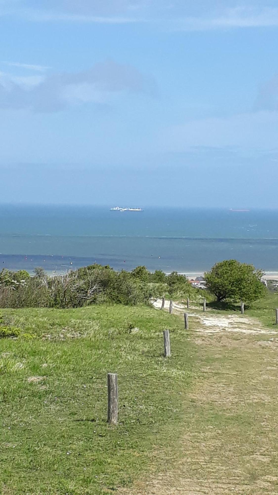 Sangatte " Les Terrasses" Maison Front De Mer Les Pieds Dans L'Eau Pleine De Charme Cap Blanc Nez Cote D'Opale Zimmer foto